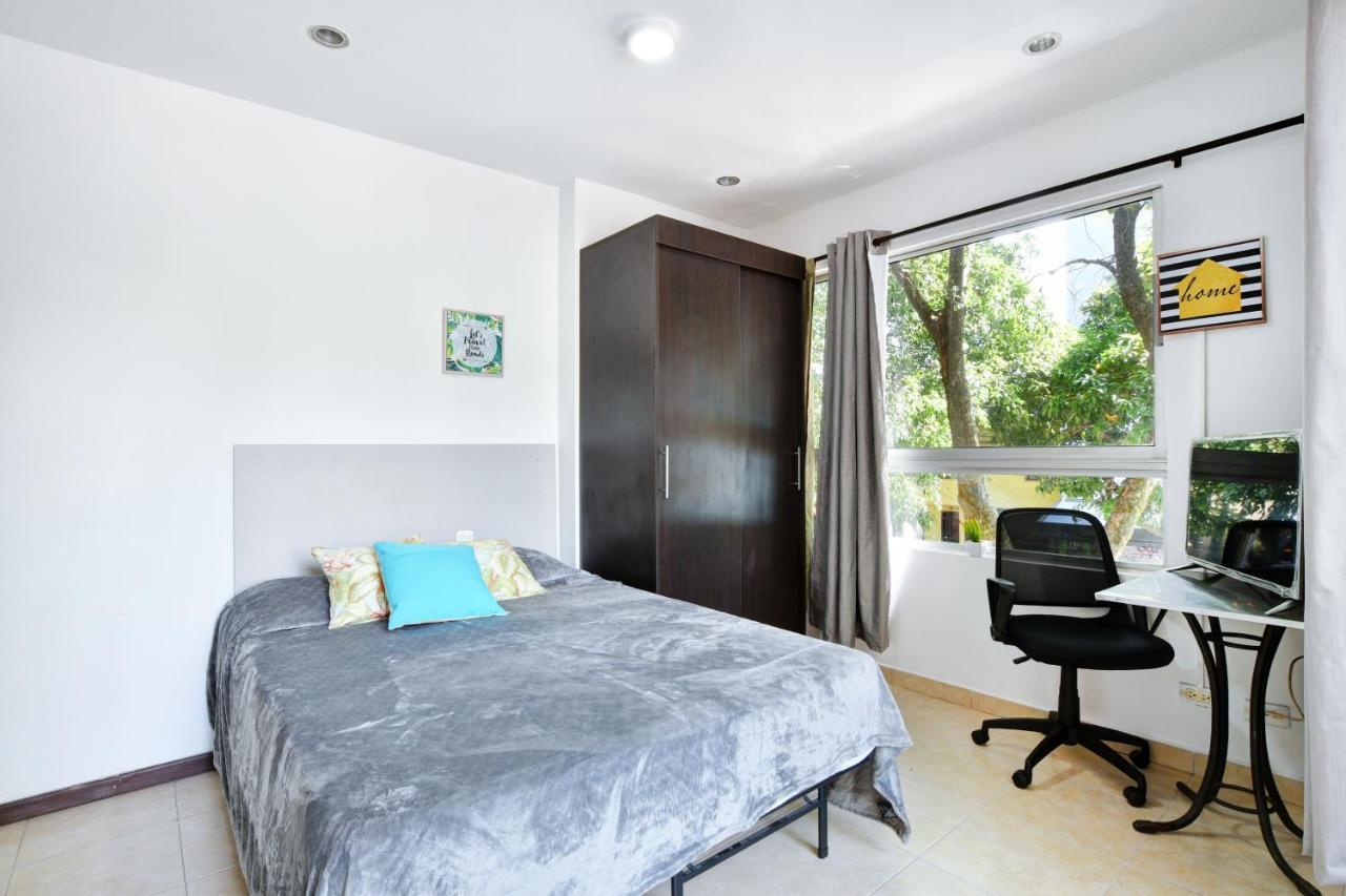 Hostel International House Co-Living Medellín Zewnętrze zdjęcie