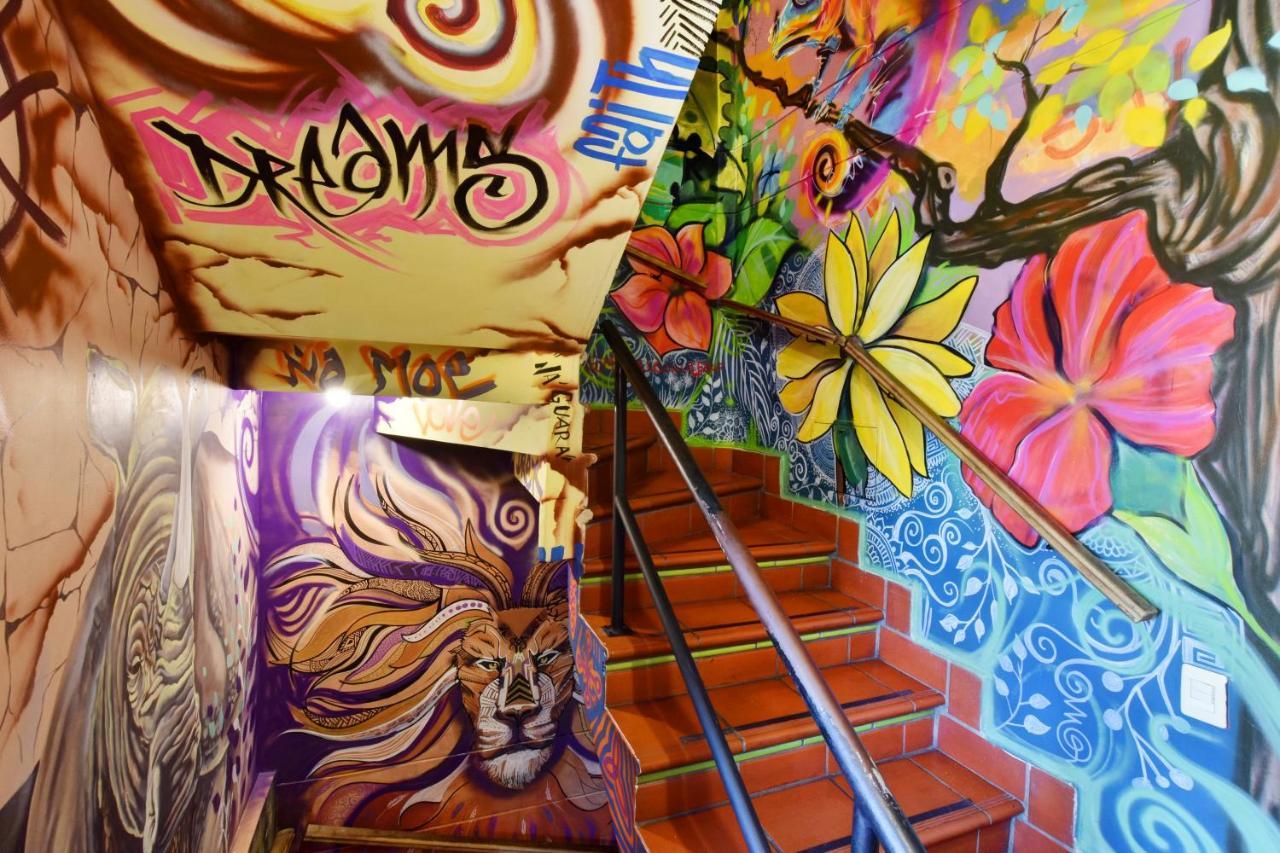 Hostel International House Co-Living Medellín Zewnętrze zdjęcie