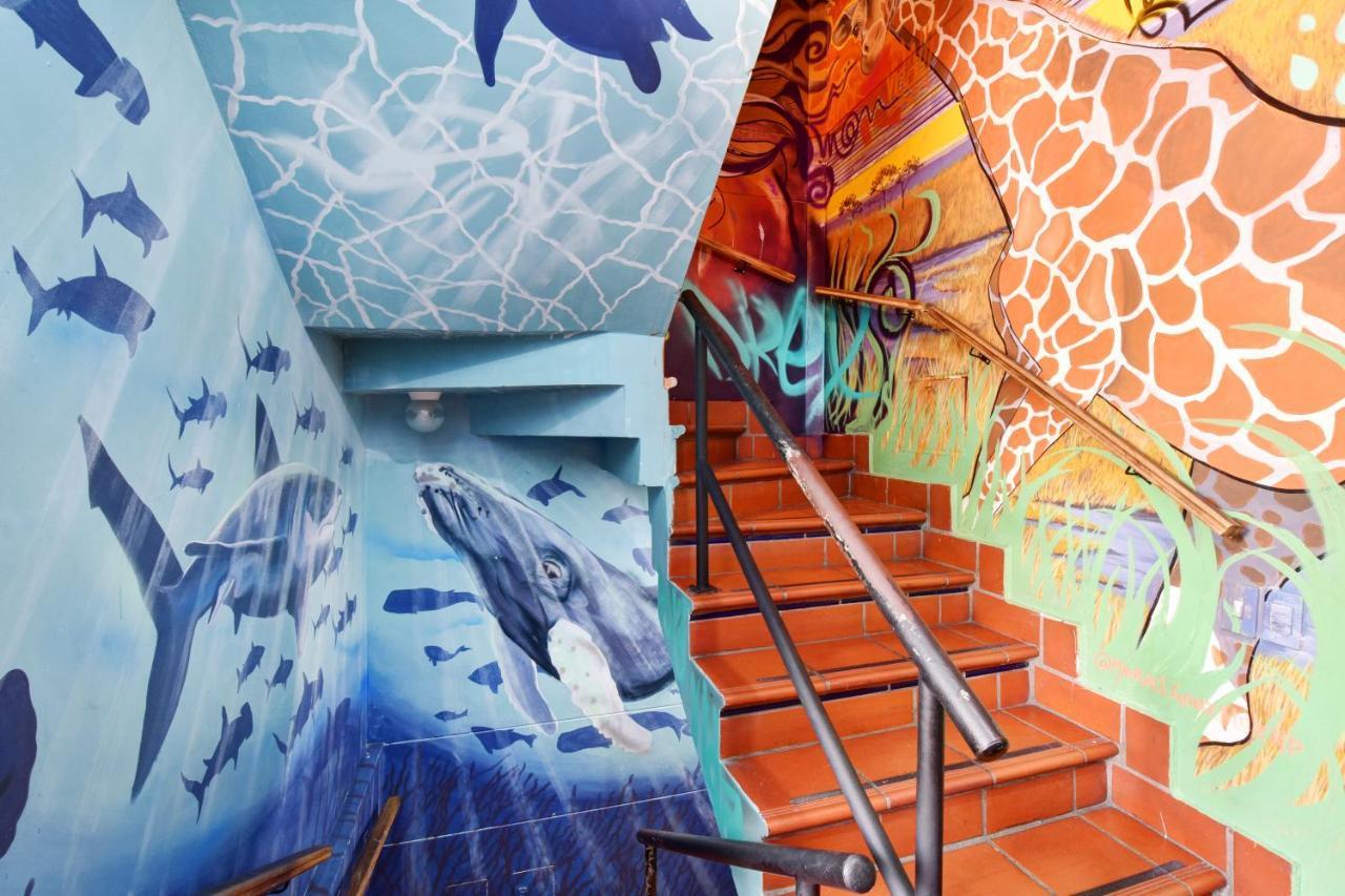 Hostel International House Co-Living Medellín Zewnętrze zdjęcie