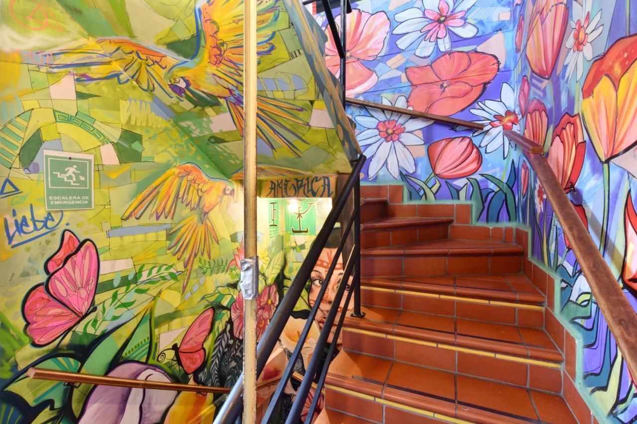 Hostel International House Co-Living Medellín Zewnętrze zdjęcie